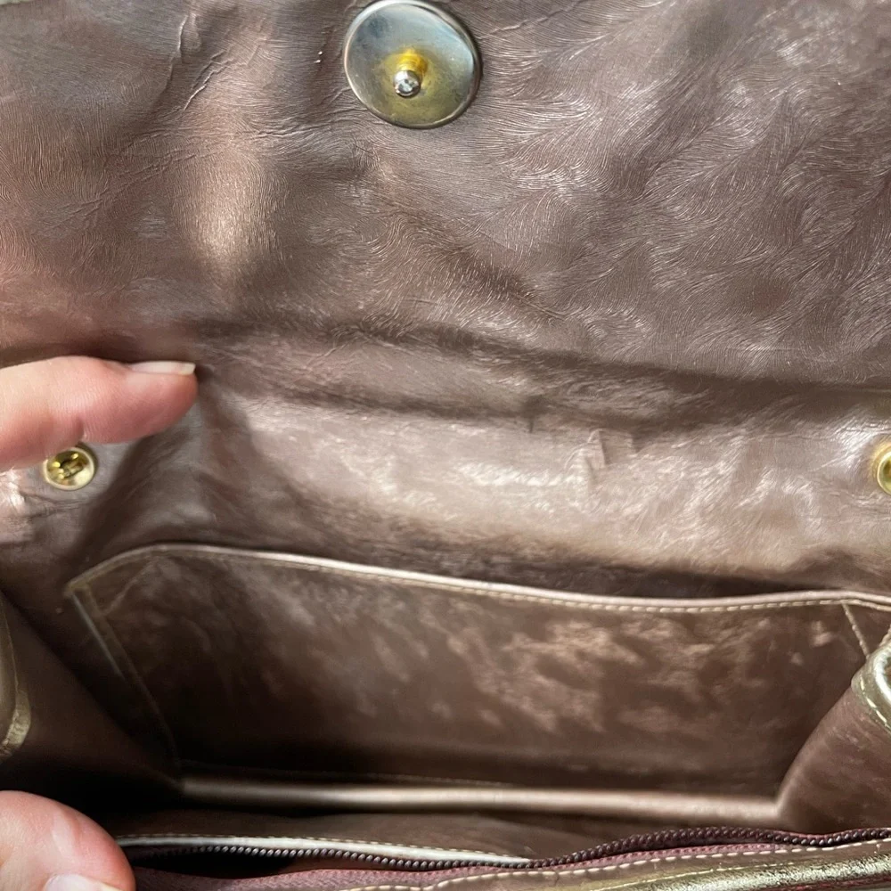 Bags by Varon vtg 70’s metallic quilted eelskin silver gold shimmer clutch